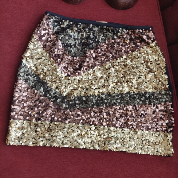 Premium quality clothes lot in mint condition. - Picture 3 of 8